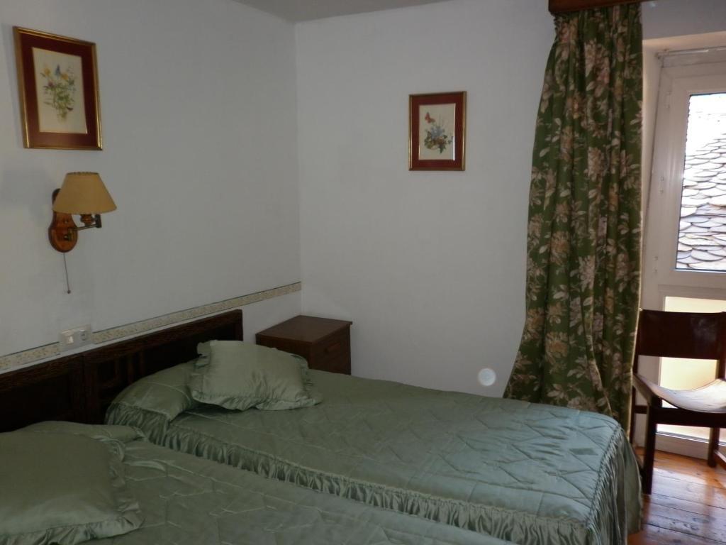 Fonda Cerdanya Puigcerdà Quarto foto